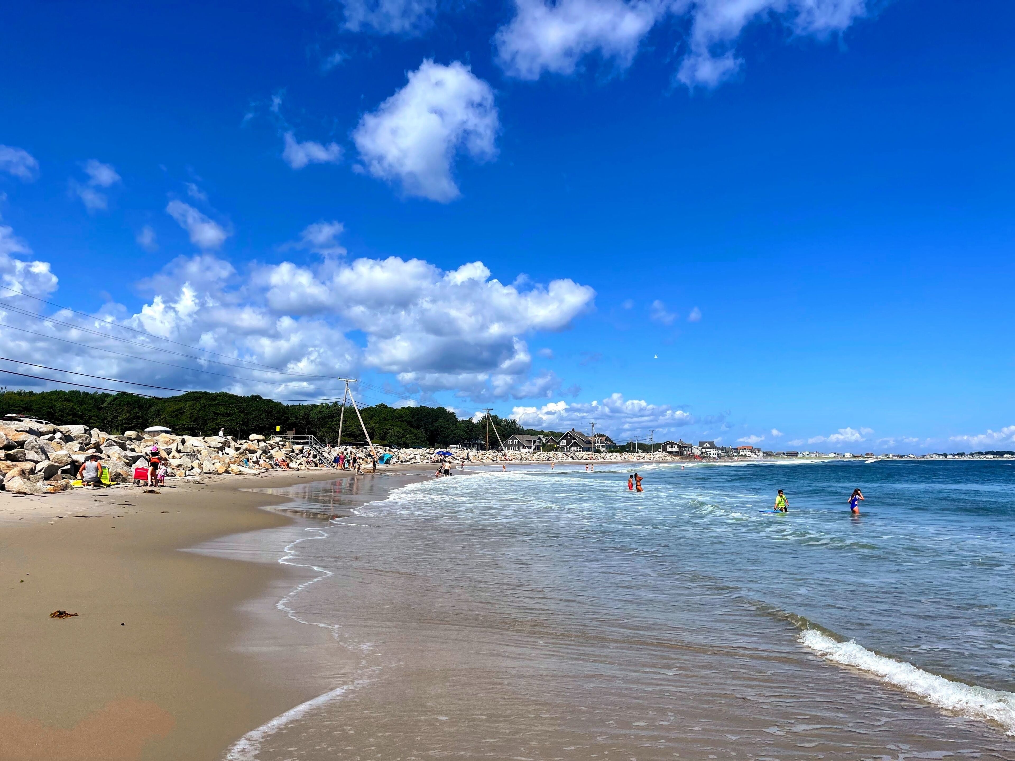 Beach nearby, sun loungers
