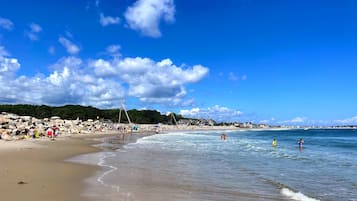 Beach nearby, sun loungers
