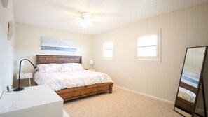 2 slaapkamers, een strijkplank/strijkijzer, gratis wifi, beddengoed
