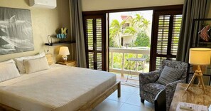 2 quartos, cofres nos quartos, berço de viagem, Wi-Fi de cortesia