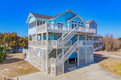 Semi-Oceanfront Dog Friendly w/ Pool, Hot Tub, Game Room, Theater, Tiki Bar