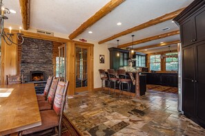 Dining - New Large Adirondack Lodge with Pond Waterfront and A/C (Old Forge)