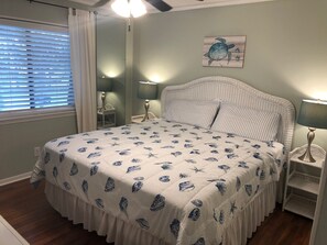 2 slaapkamers, een strijkplank/strijkijzer, gratis wifi, beddengoed