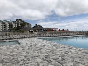Outdoor pool - NEW 2 Bed/Bath Beachfront Property w/ 3 Restaurants (Hilton Head Island)