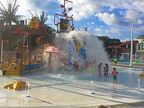 Piscine couverte, piscine extérieure
