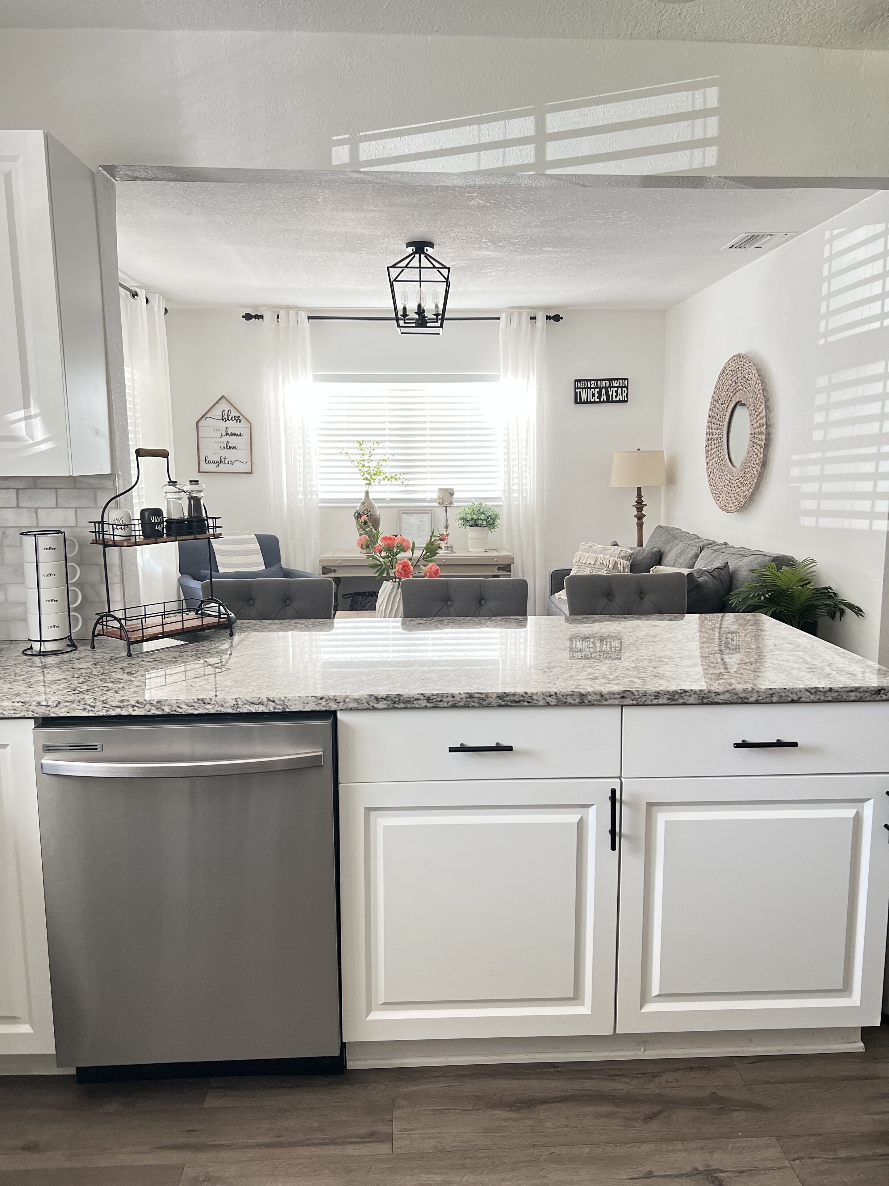 المنشأة من الداخل