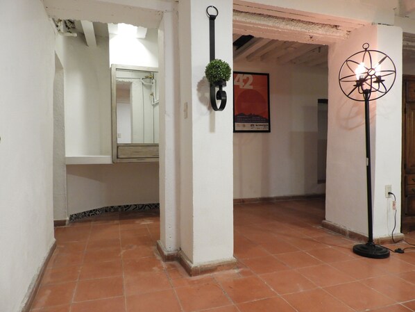 Family Apartment, 2 Bedrooms, Private Bathroom | Living area