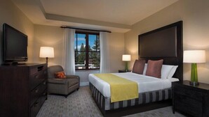 In-room safe, iron/ironing board, WiFi, bed sheets