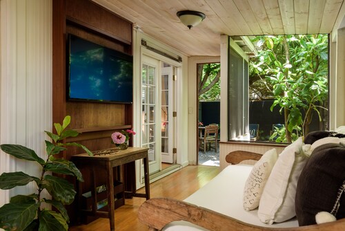 Paia Inn - 1 Bedroom Deluxe  Suite - Garden View