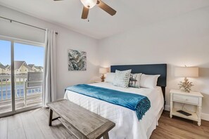 2 bedrooms, iron/ironing board, Internet, bed sheets