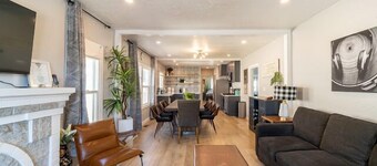 Spacious 3BR Home + Private 2BR Guest house – Ideal for Groups