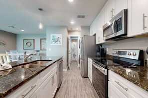 Fridge, microwave, oven, stovetop - Golf Cart Included, First Floor, Near Marina, Pet Friendly (Port Aransas)