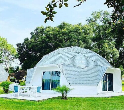 ROOM 03 - Lake Sumner