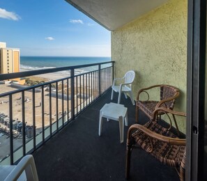 Property grounds - Monterey Bay 1411 (Myrtle Beach)