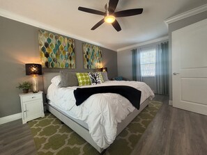 4 bedrooms, desk, iron/ironing board, travel cot