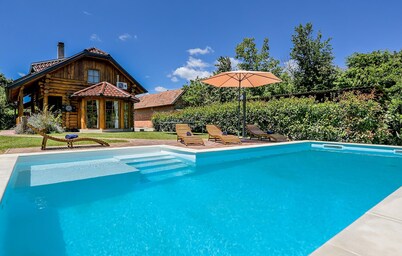 Lovely home in Vinogradi Ludbreski