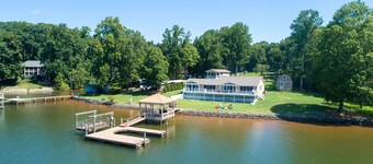 Timeless Memories by SoCharm | Amazing Views & Guest Suite!| Dock & Firepit