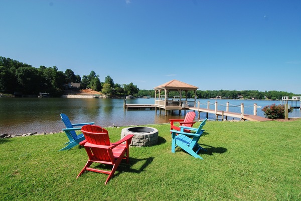 Welcome to Timeless Memories! Enjoy the fire pit to make s'mores and memories.