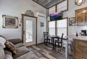 Living area - Fawn Cottage is a Tiny Home in Wears Valley! (Sevierville)