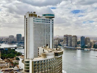 Chez Haytham Four Seasons Nile Plaza
Luxury Holiday Living in the Heart of Cairo