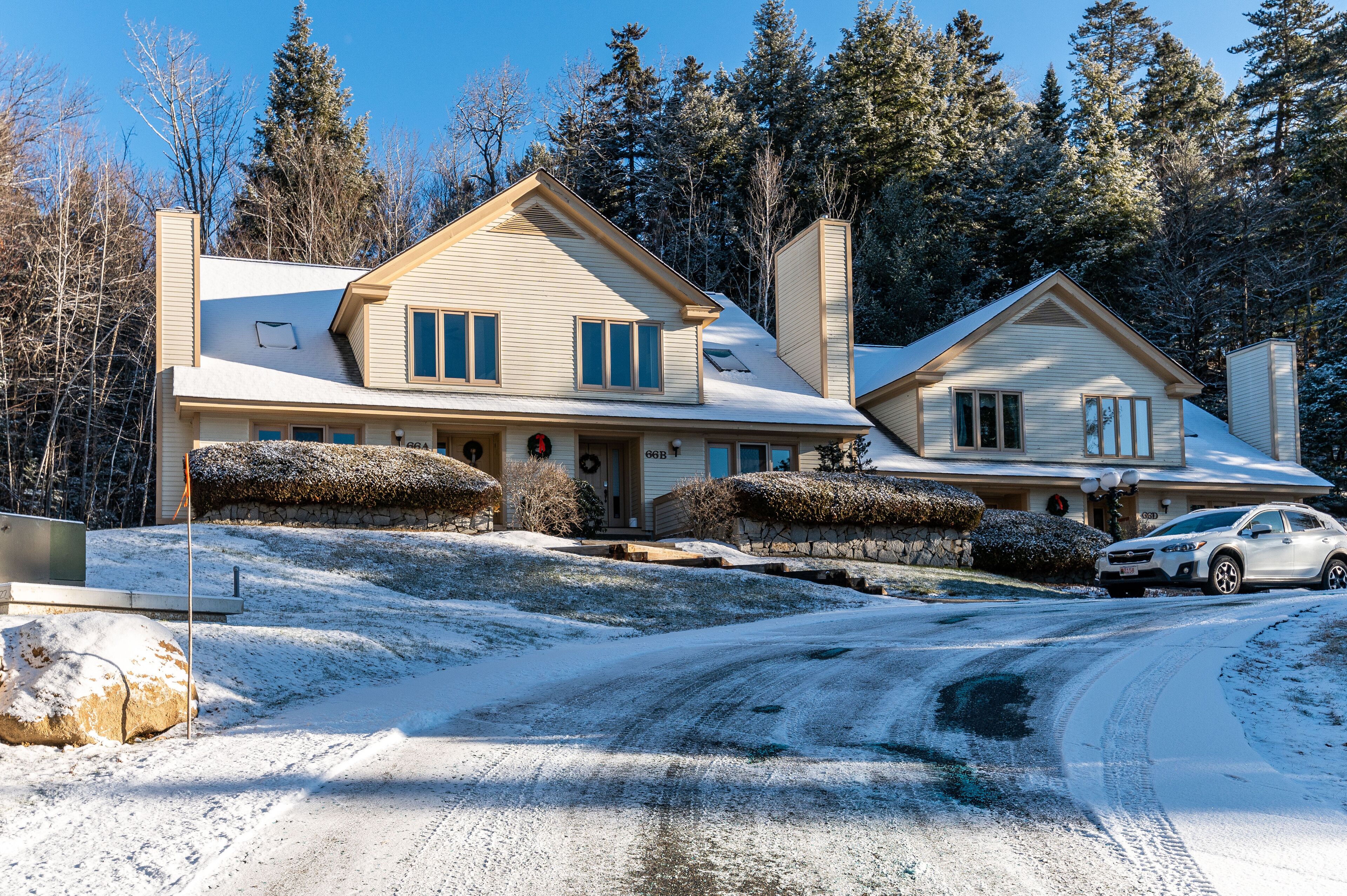 Wentworth Condo on Jackson’s XC ski trails, close to Attitash, Wildcat, Cranmore