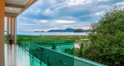 Calamar Flats Paraty