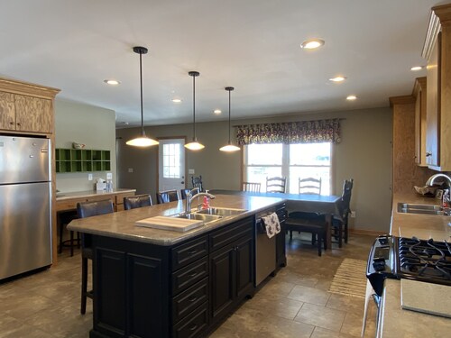 Scenic Ridge Guest House a Farmhouse in the Mohican Valley