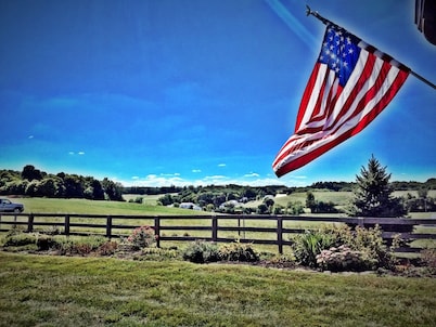 Scenic Ridge Guest House a Farmhouse in the Mohican Valley