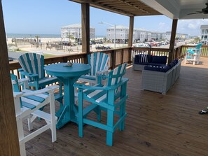 تناول الطعام بالخارج