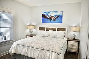 5 Schlafzimmer, Bügeleisen/Bügelbrett, Reisekinderbett, WLAN