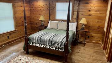 4 sovrum, skrivbord, strykjÀrn/strykbrÀda och gratis wi-fi