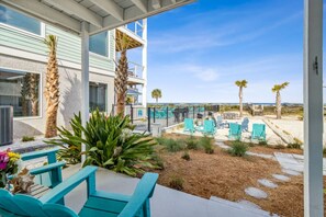 Terrace/patio - Flamingo Loft | Charming Oceanfront Loft | Multiple Decks | Private Beach Access (Fernandina Beach)