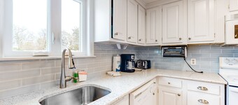 Recently updated Colonial with WiFi, private washer/dryer, firepit & large yard