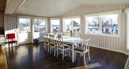 Lovely home in Hakenäset with sauna