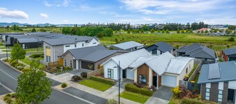 Brand new, modern house in a great location!