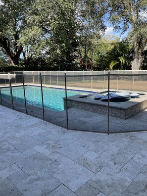 Piscina externa, piscina aquecida