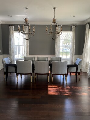 Dining - Luxury home (Tampa)