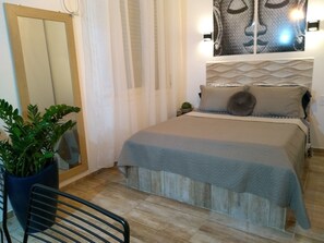 1 bedroom, desk, iron/ironing board, free WiFi - WiFi V. Mar Gonzaga 60m Beach Shopping Street (Santos)