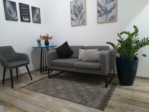 Smart TV - WiFi V. Mar Gonzaga 60m Beach Shopping Street (Santos)