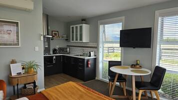 1 habitación, wifi gratis y ropa de cama