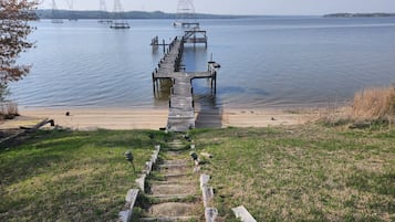 靠近海滩