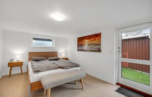 1 bedroom, iron/ironing board, free WiFi