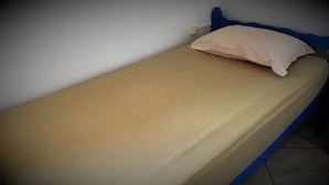 1 soverom, strykejern/-brett, wi-fi (inkludert) og sengetøy