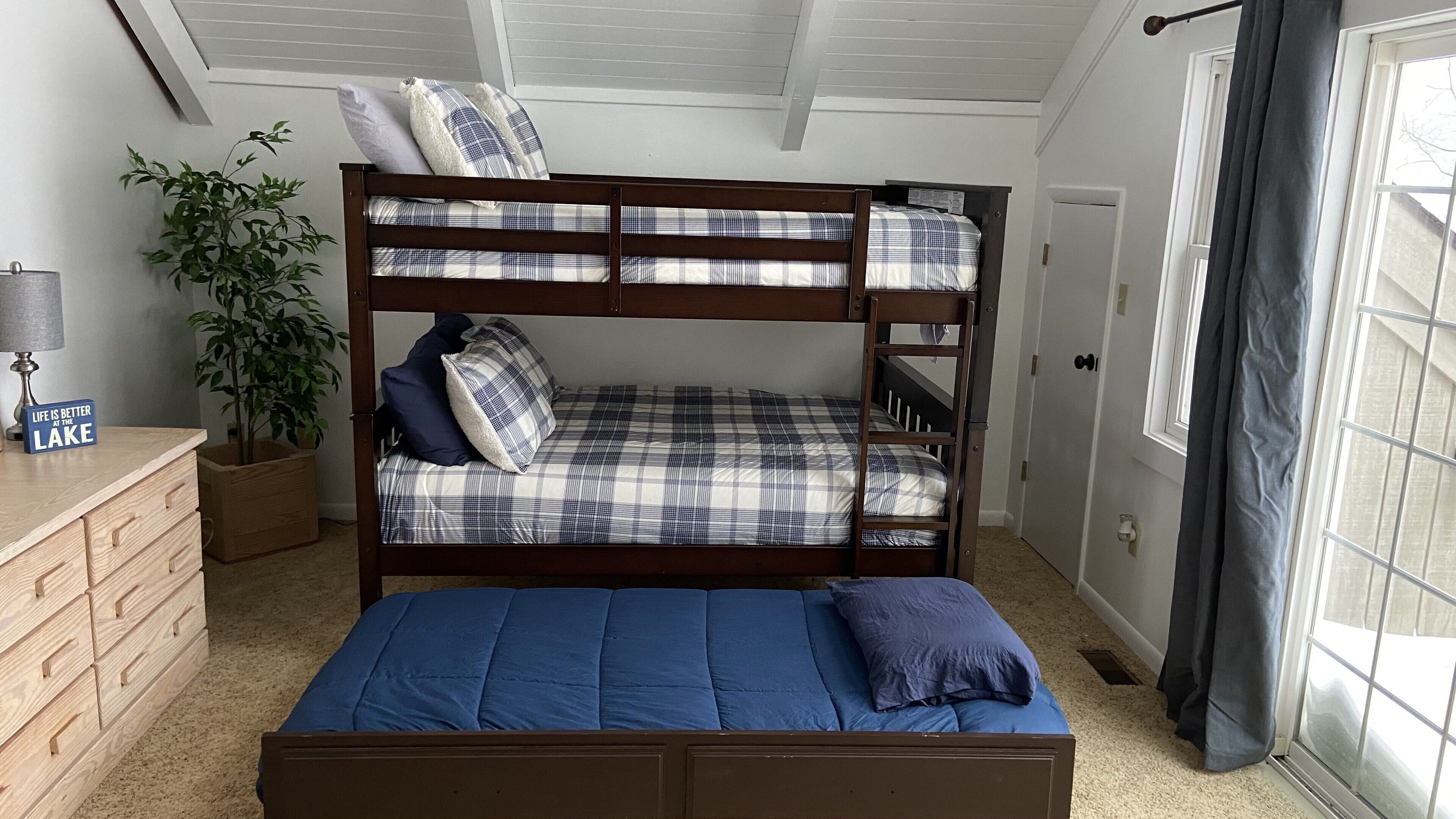 3 chambres, bureau, fer et planche à repasser, Wi-Fi gratuit