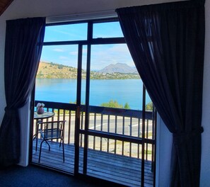 Interior - Million Dollar View (Queenstown)