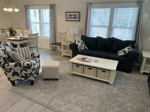 Smart TV, Netflix, streaming services