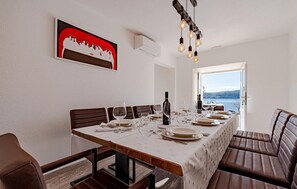 Dining - Lovely home in Kuciste (Kuciste)