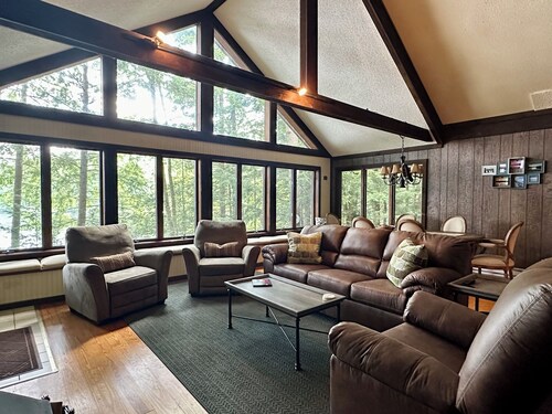 Private Waterfront House on Loon Lake with Amazing Views by Lake George and Gore