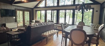 Private Waterfront House on Loon Lake w Amazing Views- 20 Min Lake George & Gore