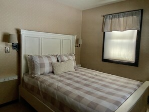 3 habitaciones, tabla de planchar con plancha y wifi gratis 